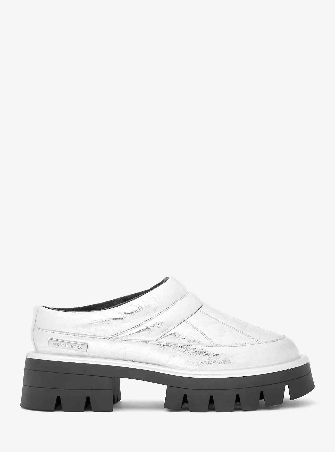 Barton-Slipper aus knisterndem Metallic-Leder