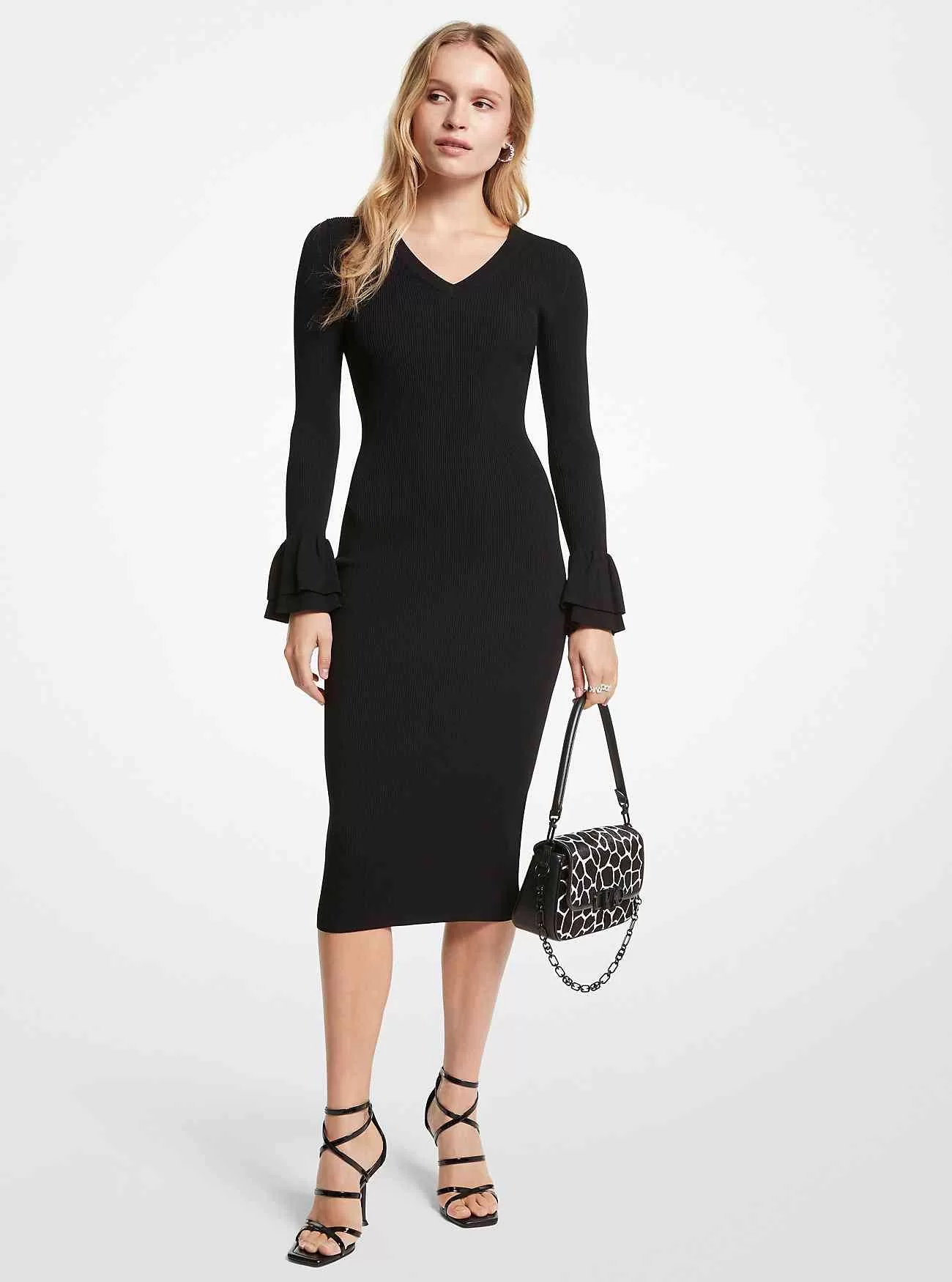 Geripptes Kleid aus Viskosemischung mit Rüschenbündchen