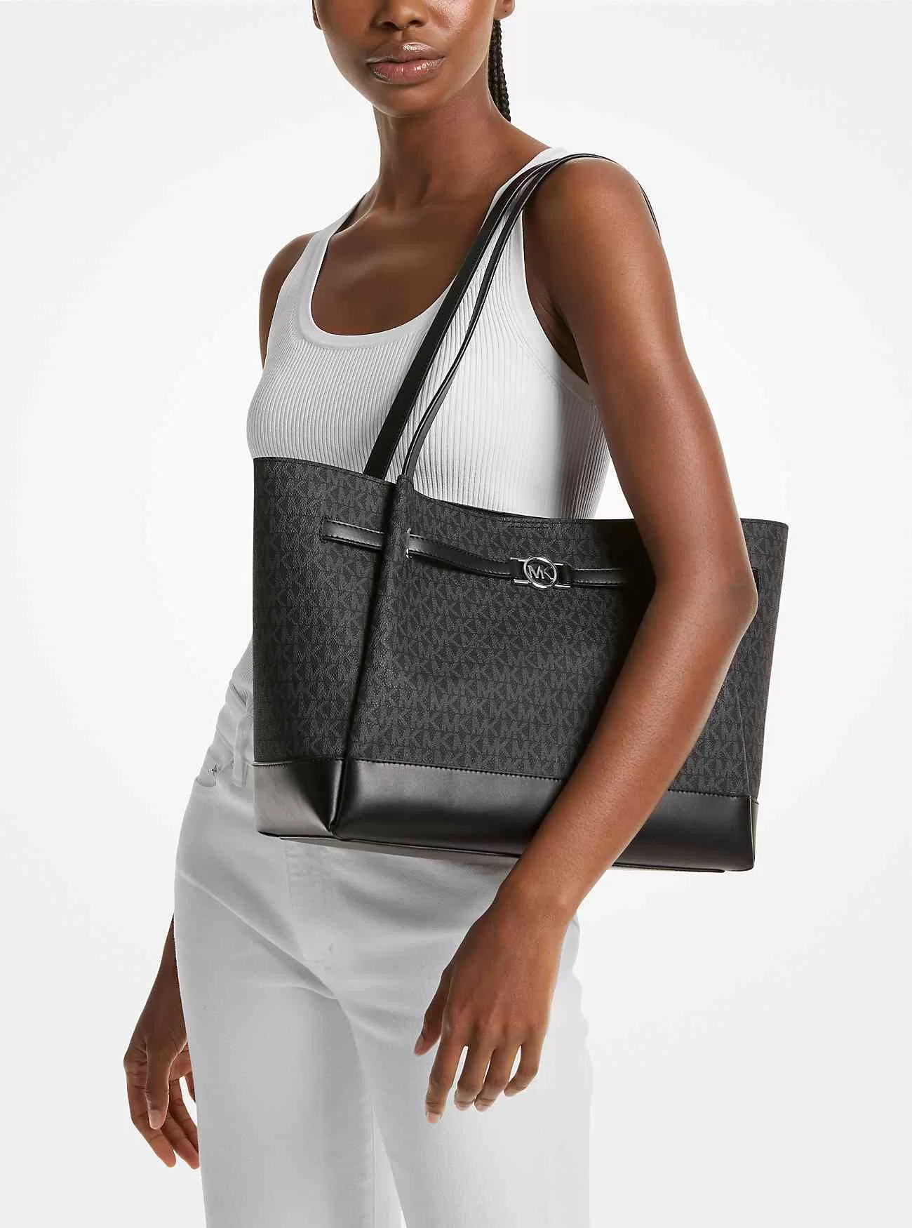 Große Reed-Tragetasche mit charakteristischem Logo Große Reed-Tragetasche mit charakteristischem Logo