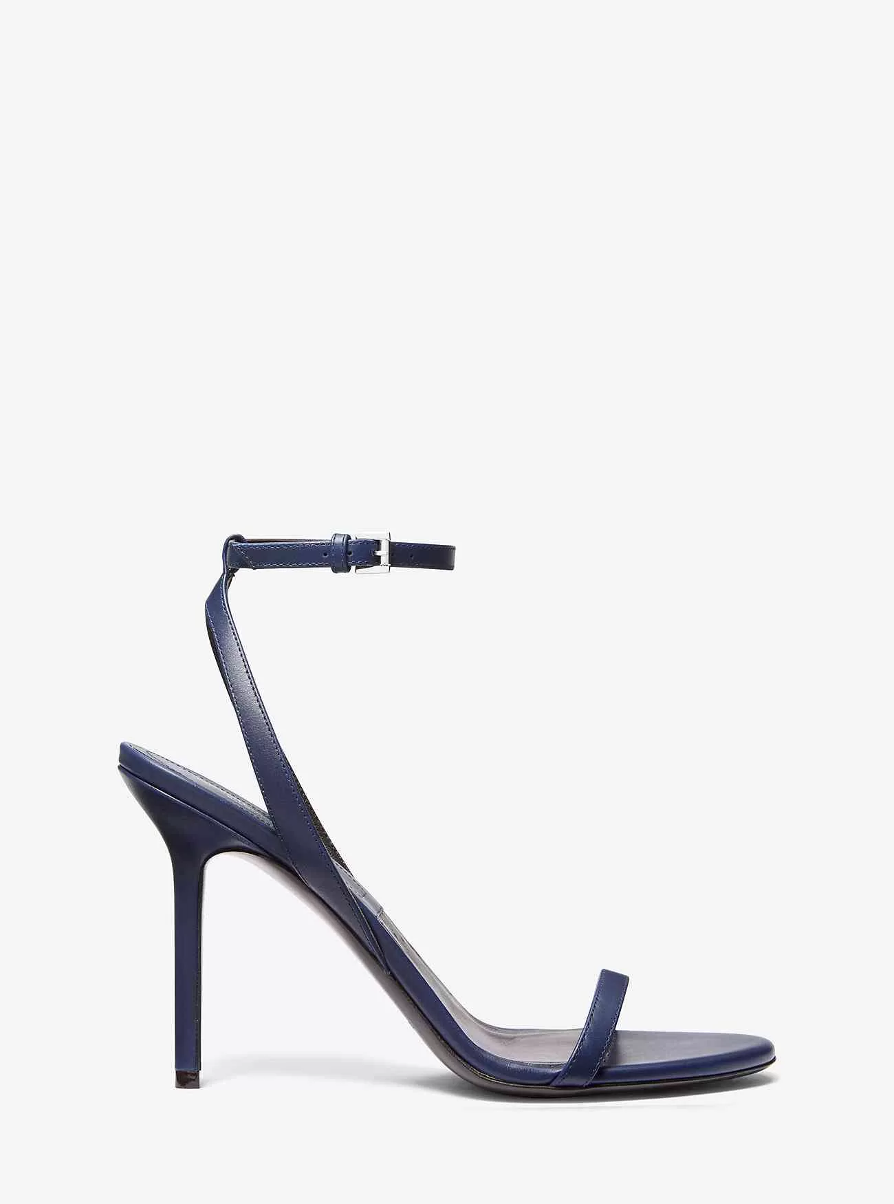 Gwyneth-Ledersandale