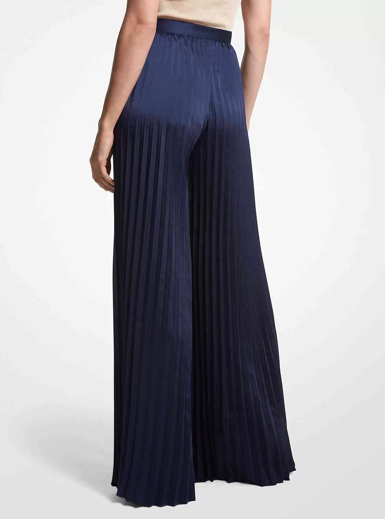 Hose mit weitem Bein aus plissiertem Satin