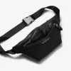 Hudson-Schultertasche aus genarbtem Leder