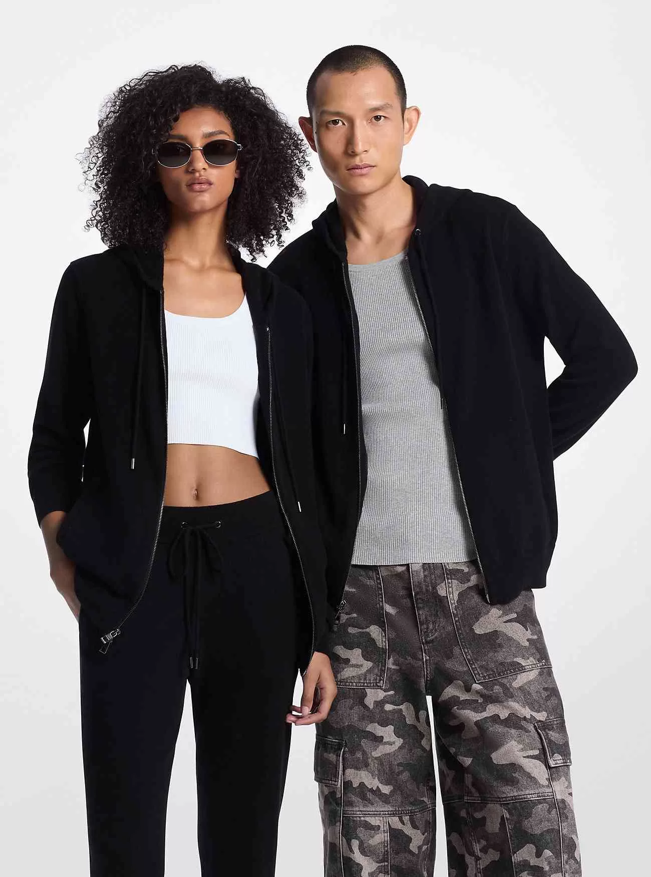 Kapuzenpullover aus Woll- und Kaschmirmischung mit Reißverschluss