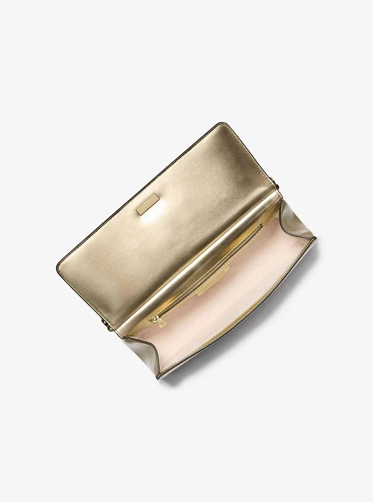 Karminrote mittelgroße Pochette aus genarbtem Metallic-Leder