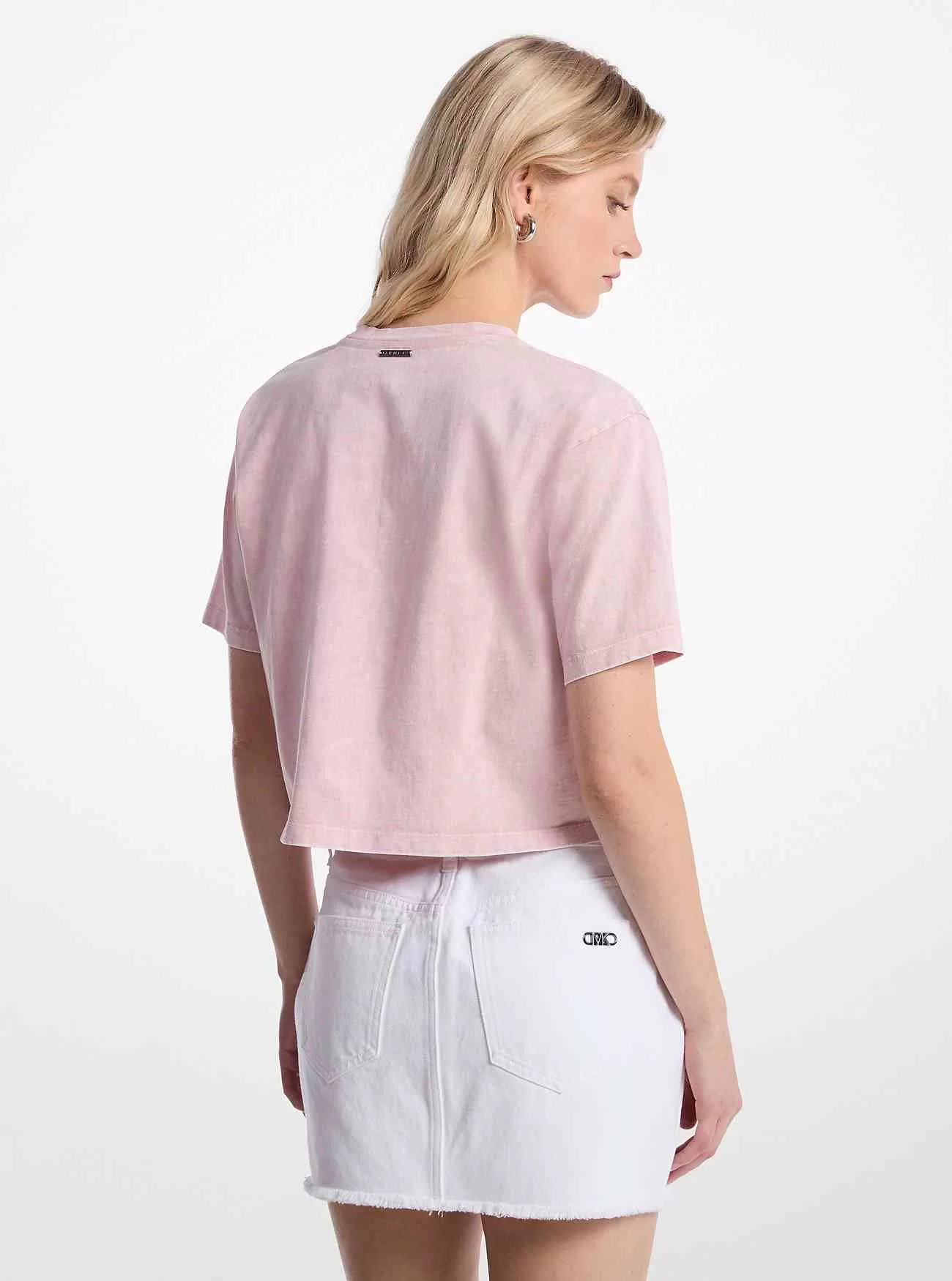 Kurzes T-Shirt aus stückgefärbter Baumwolle mit Nieten