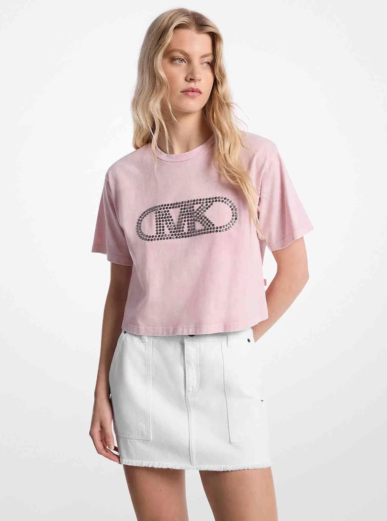 Kurzes T-Shirt aus stückgefärbter Baumwolle mit Nieten