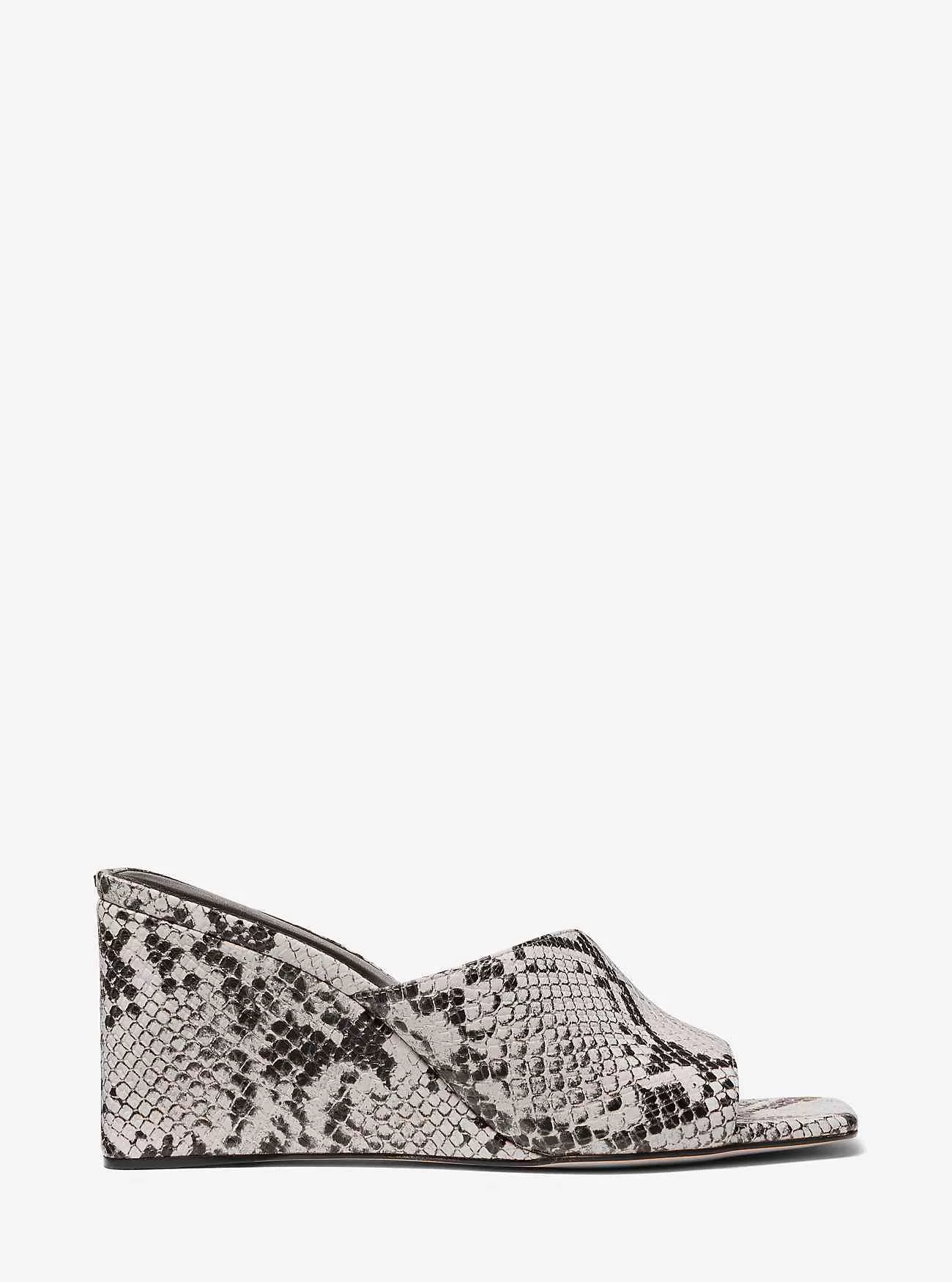 Merriam Keilsandalette aus Leder mit Schlangenprägung