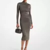 Metallic-Strickkleid mit Stehkragen