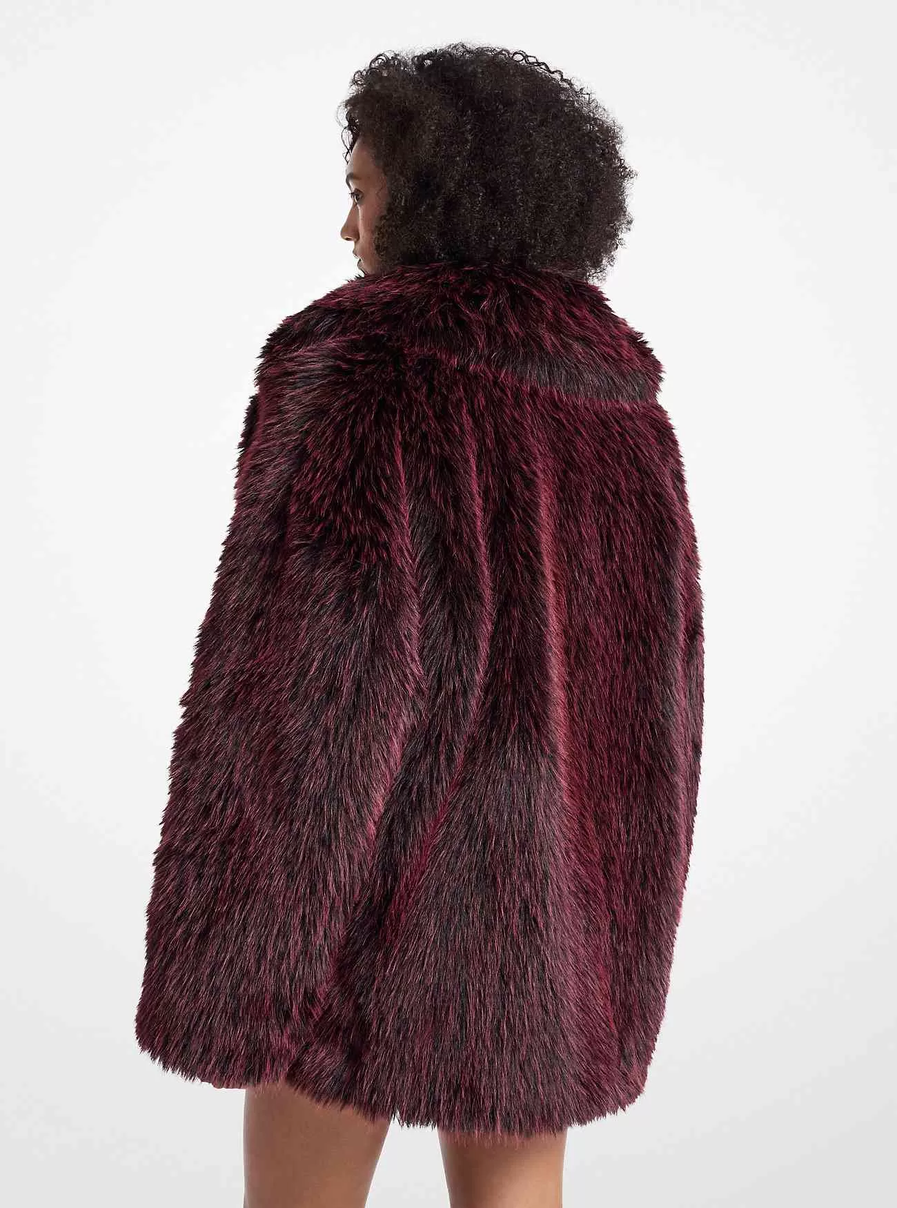 Peacoat aus Kunstpelz Peacoat aus Kunstpelz