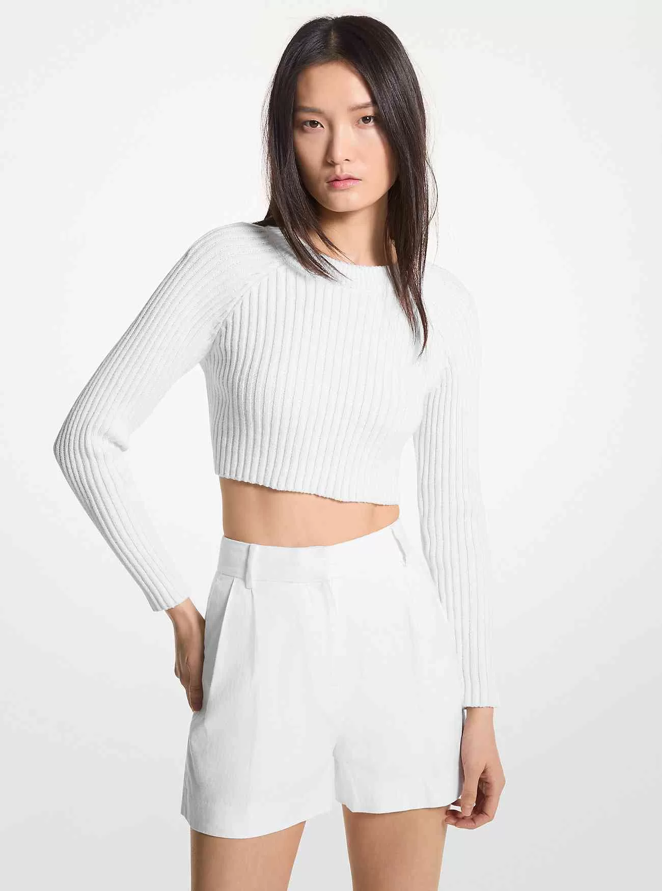 Plissierte Shorts aus Leinenmischung