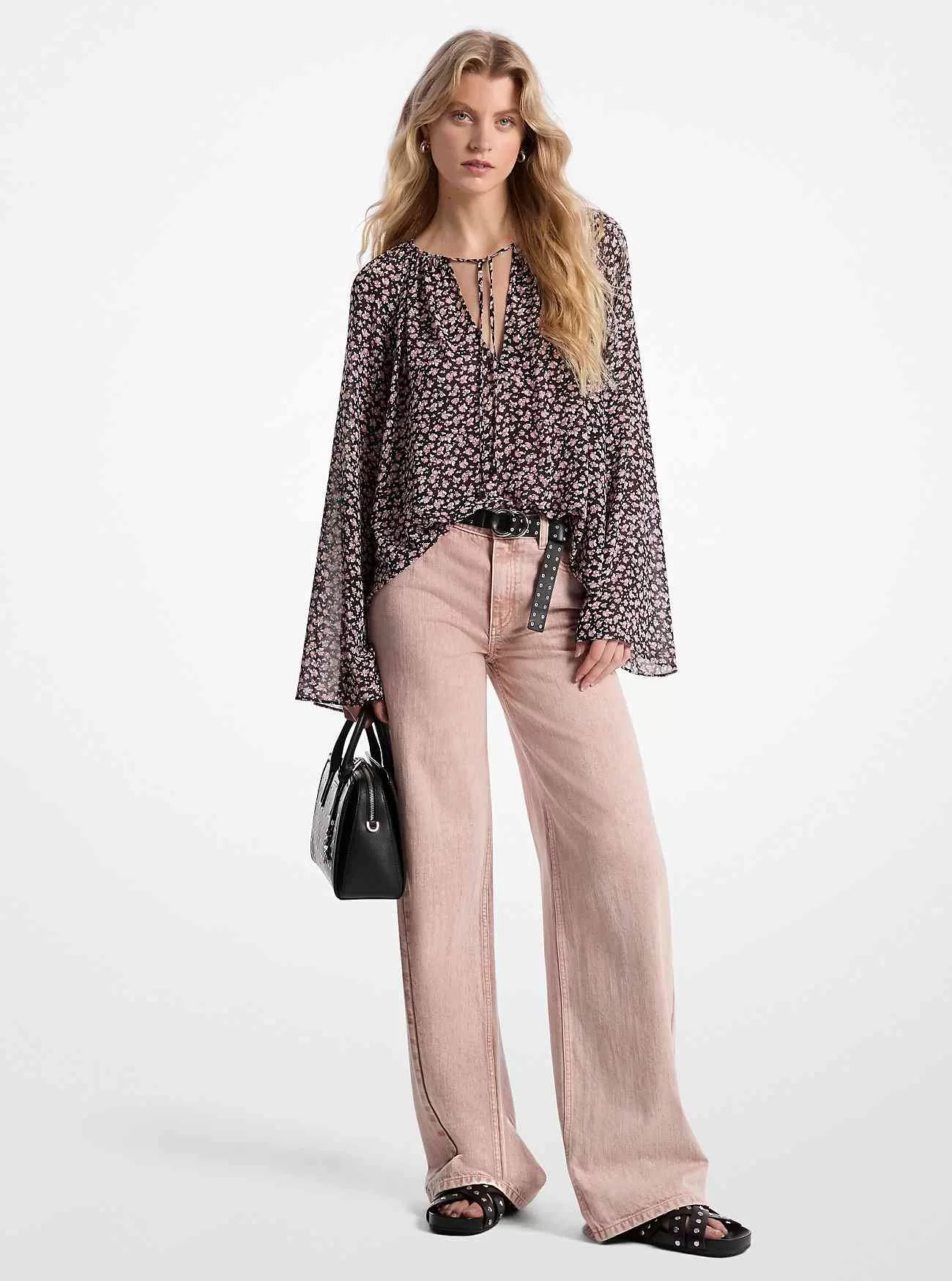 Stückgefärbte Jeans mit weitem Bein