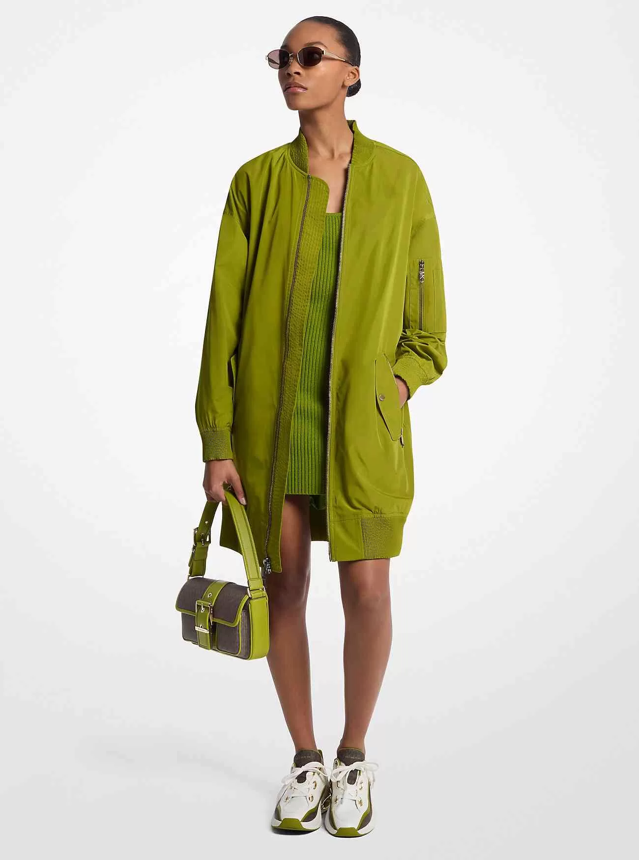 Übergroße Bomberjacke