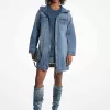 Übergroßer Jeansmantel mit Kapuze