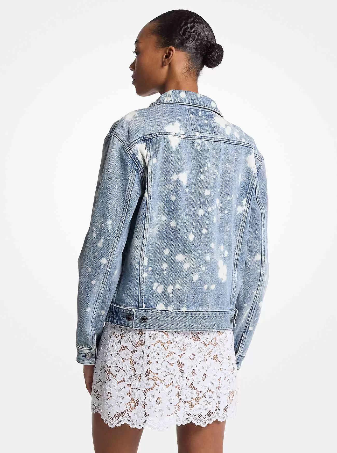 Von Hand bespritzte Trucker-Jeansjacke